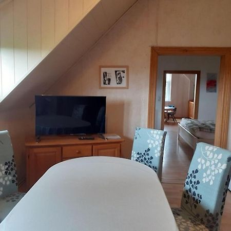 Cosy Flat On A Family Friendly Holiday Farm In Northern Hesse Trendelburg Exteriör bild