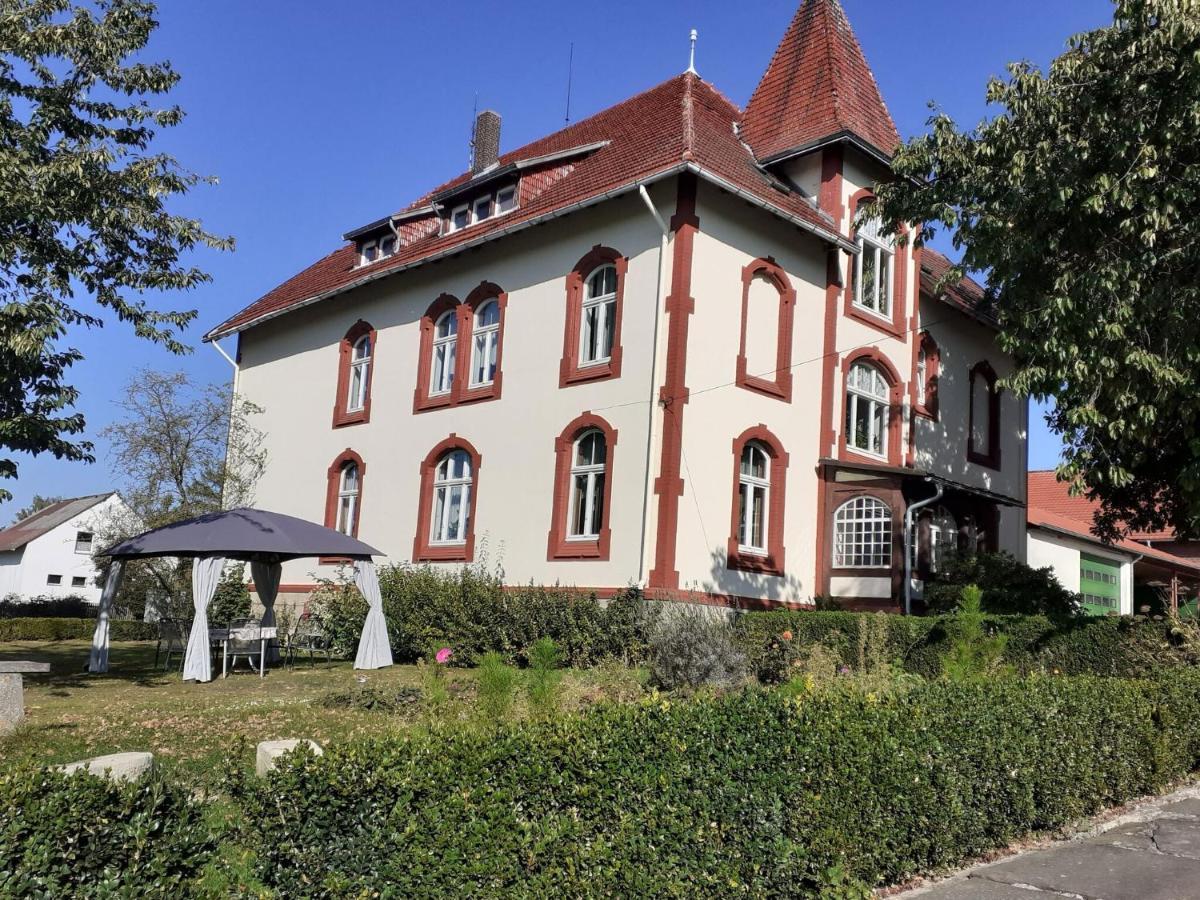 Cosy Flat On A Family Friendly Holiday Farm In Northern Hesse Trendelburg Exteriör bild