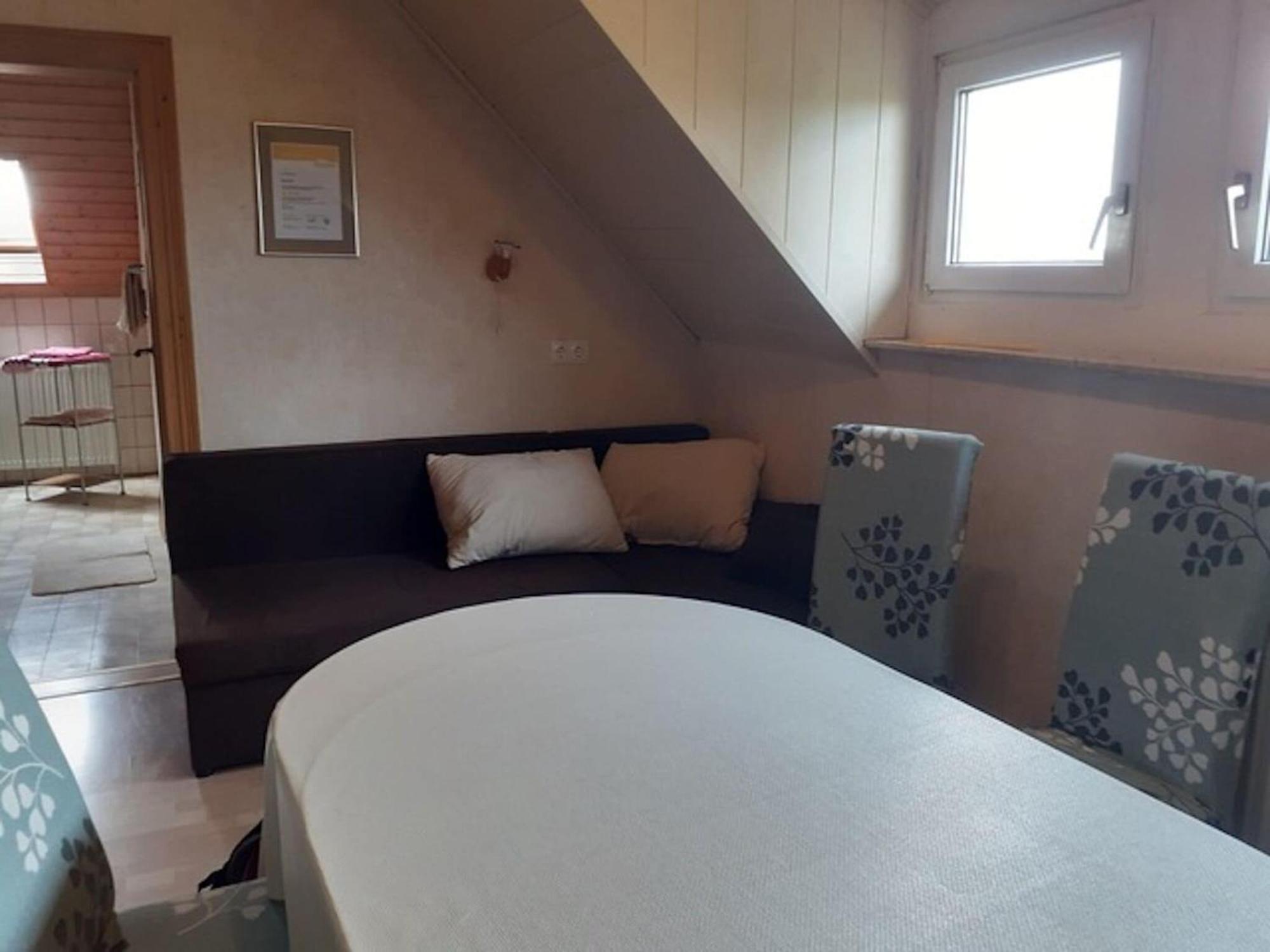 Cosy Flat On A Family Friendly Holiday Farm In Northern Hesse Trendelburg Exteriör bild